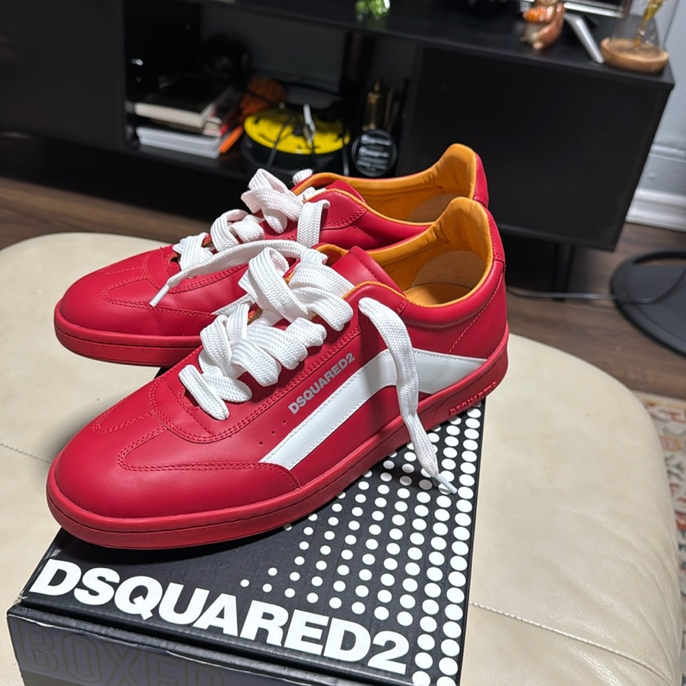 Dsquared2